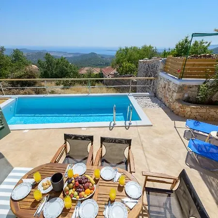 Private Bonora Willa Dilináta