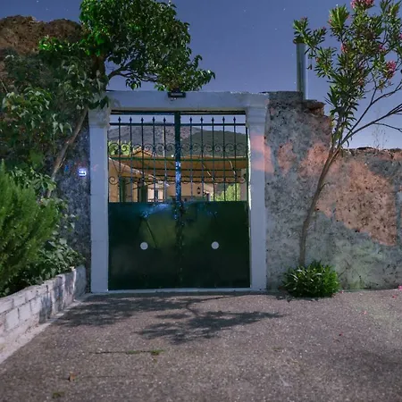 Private Bonora Villa Dilinata